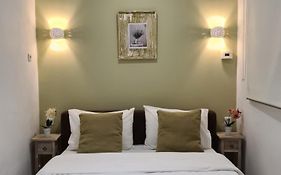 Apartment In The Heart Of The City 3A